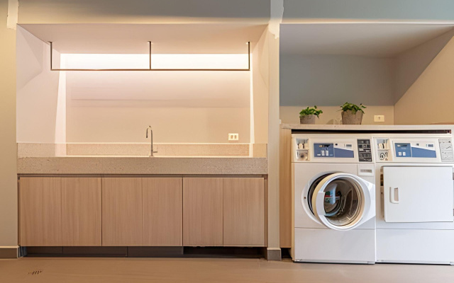 HUB Vila Madalena ACADEMiA METRO