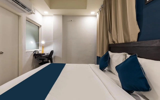 OYO SilverKey 76075 Softvision College