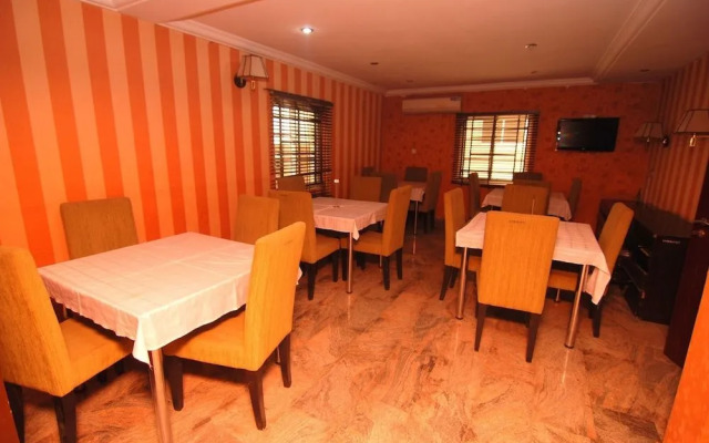 Grandville Hotel & Resort