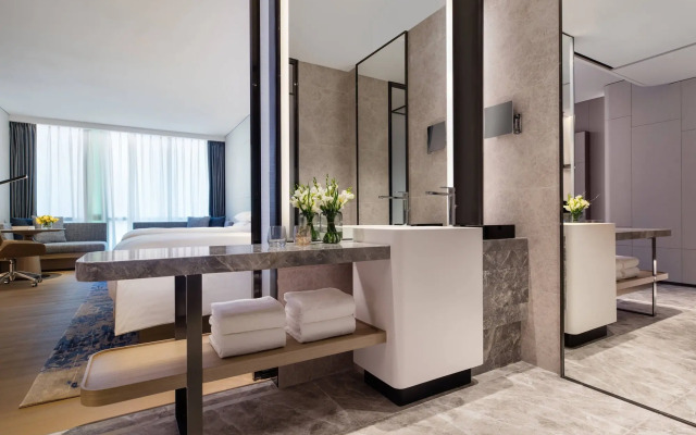 Courtyard by Marriott Shenzhen Northwest