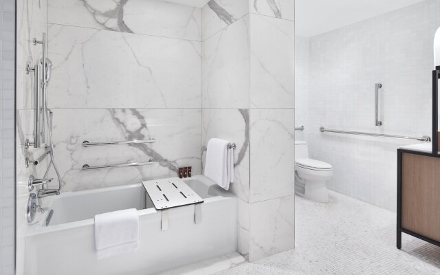 The Luxury Collection Manhattan Midtown Hotel 