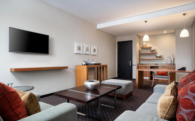 Premier Hotel OR Tambo