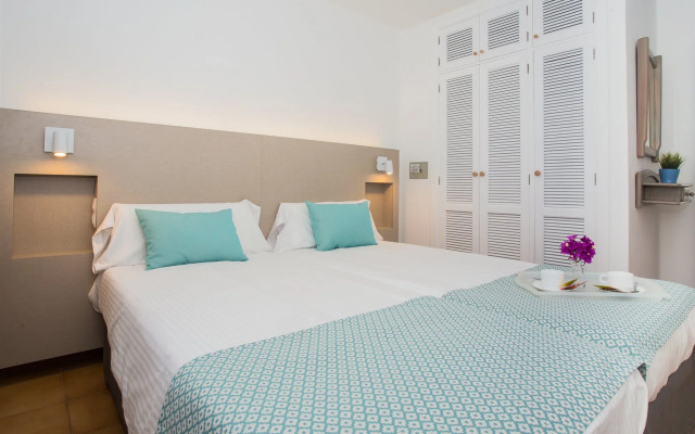 Apartamentos Los Tulipanes