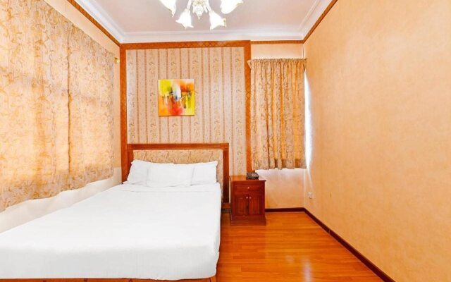 Capital O 125 Moon Plaza Hotel
