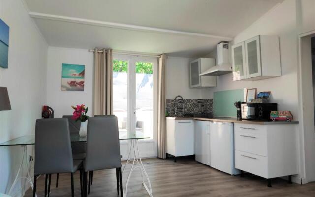 Maison T2 proche mer jardin spa jacuzzi et parking