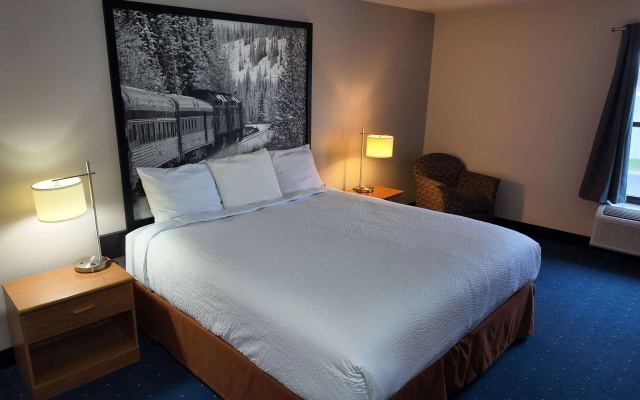 Super 8 by Wyndham Hampshire IL