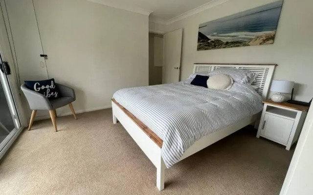 Azul Blue at Shellys