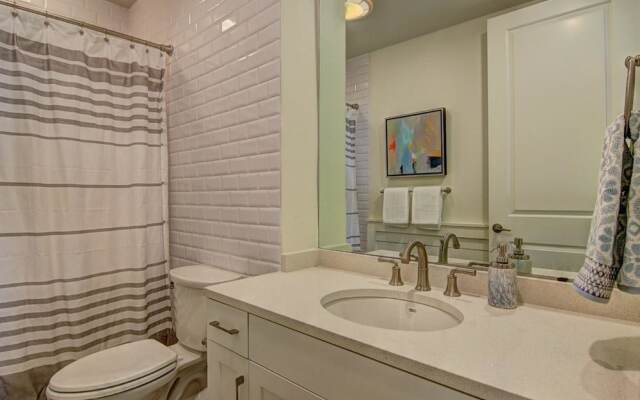 Cinnamon Shore- Pelican Point TC 10202