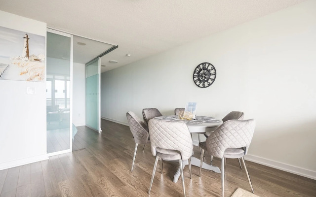 GLOBALSTAY. Elegant Downtown Apartments