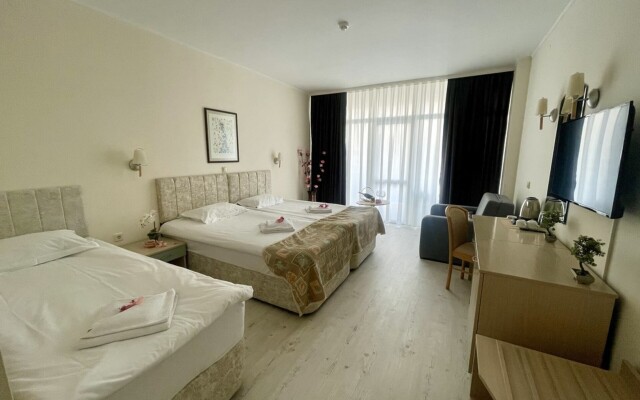 Grand Hotel Nirvana - Sunny Beach