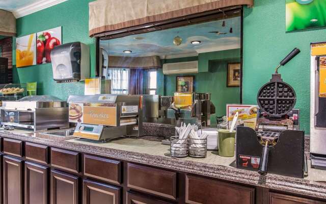 Quality Inn Hemet - San Jacinto