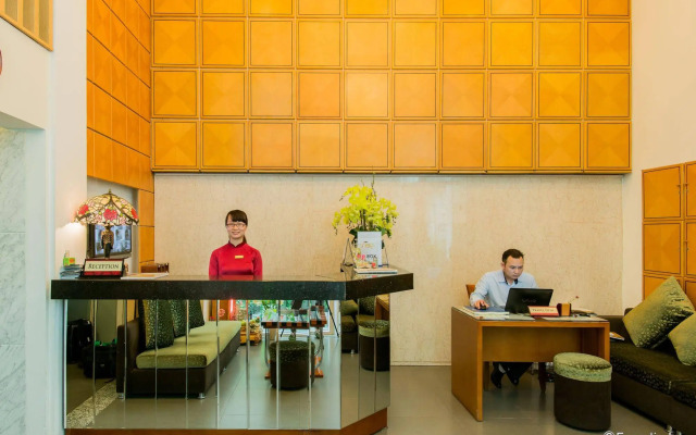 Golden Sunshine Villa Hotel and Travel