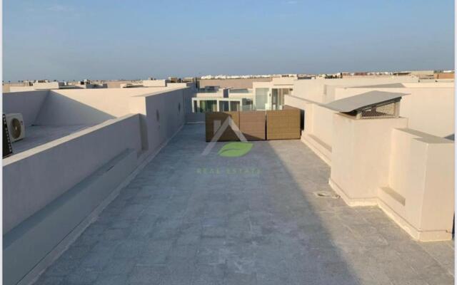 Brilliant 1 bedroom with a full roof in Gouna