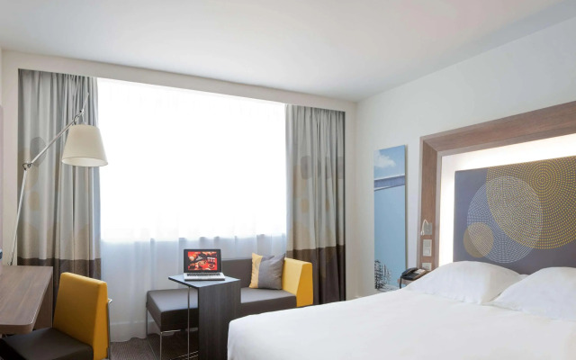 Novotel Lyon Centre Confluence Bord de Saone