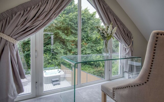 The Hideaway - 2 Bed Holiday Home - Little Haven