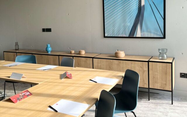 Ibis Lunel Petite Camargue