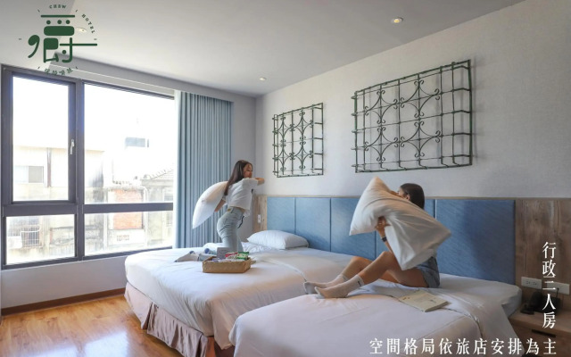 Somer Chew Hotel