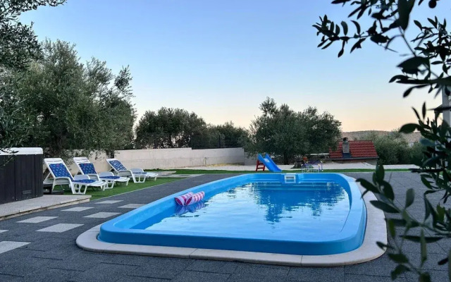 Bright and Tranquil Holiday Home With Pool