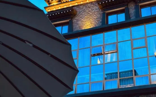 Huajing Wenlan Hotel