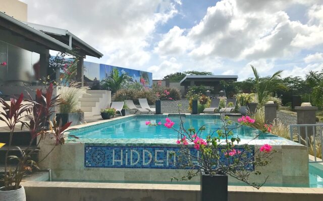 Hidden Hill Condos Aruba