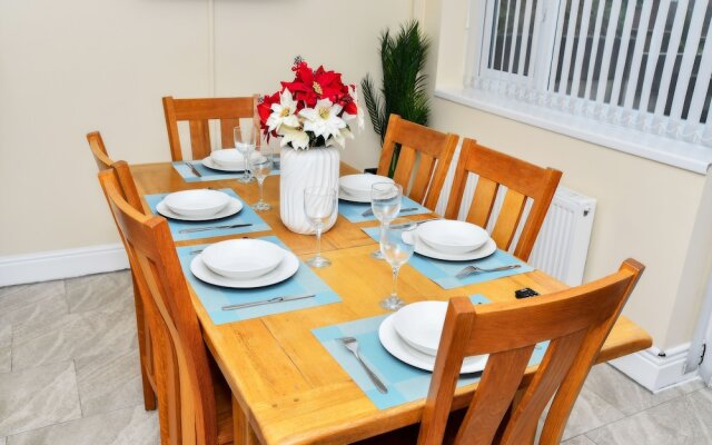 stylish 6 bed home