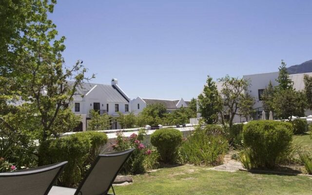 Winelands Golf Lodges