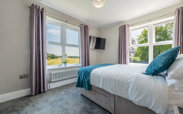 Routhorpe House