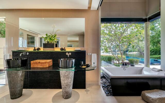 Double Pool Villas by Banyan Tree