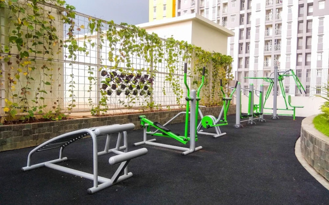 Spacious and Modern 2BR Springlake Summarecon Bekasi Apartment