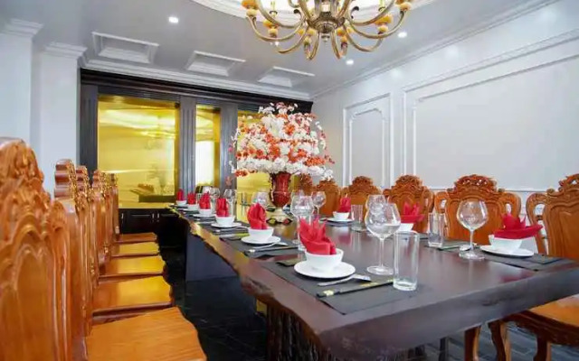 Hoa Dong Hotel Ha Nam