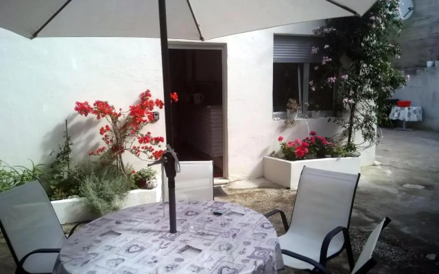Villa Lasta