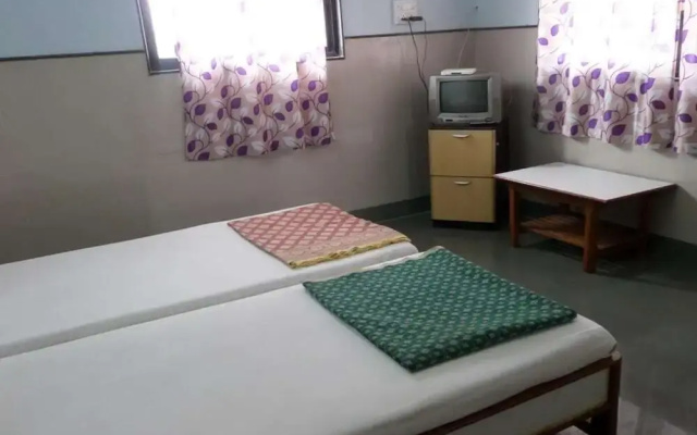 Hotel Indira Sagar