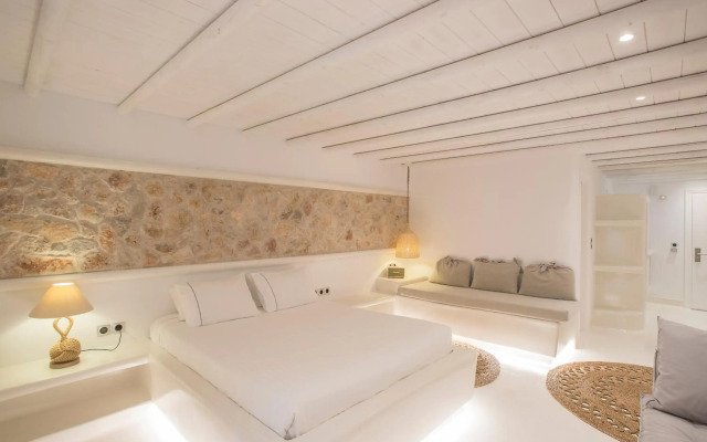 Paros Palace