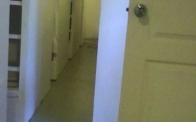 Dormitels.ph The Fort Annex - Hostel