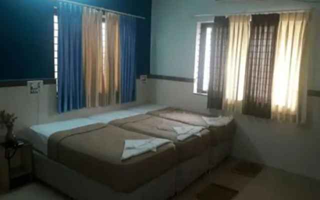 Hotel Megharaj