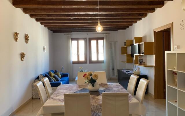 Grimaldi Apartments - Ai Carmini