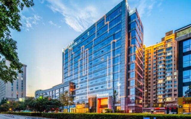 Aishang Hotel (Zhengzhou Zhengdong New District High-speed Railway Station)