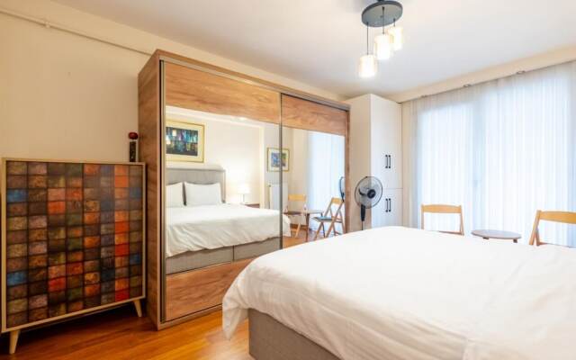 Pleasant Flat With Central Location in Sisli