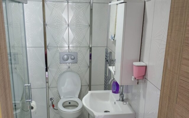 Banaz Tuncel Apart Otel