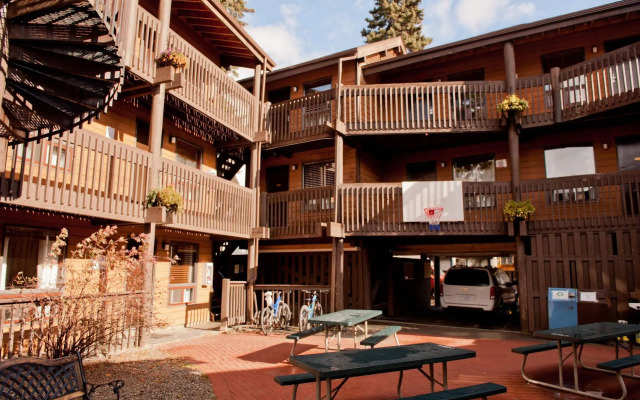Banff International Hostel