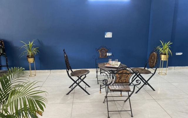 Pause LAVISH Living Gurgaon