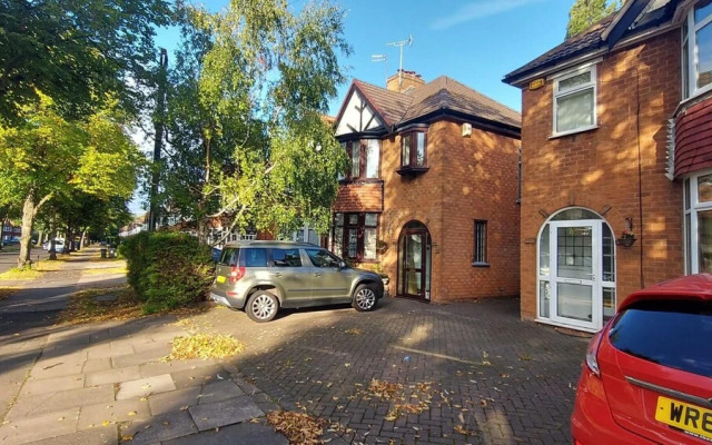 Stunning House in Hallgreen Birmingham, England