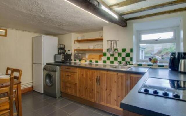 Holiday Home Maesmynis