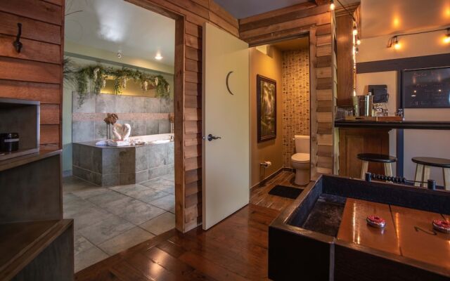 The Anniversary Inn Logan