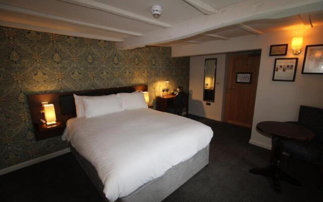 rooms @ the dolau inn