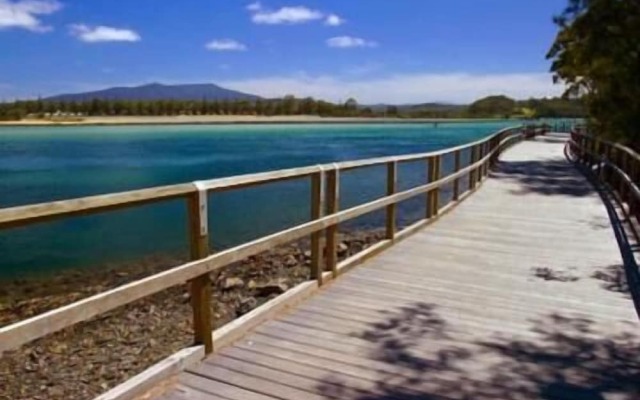 Mystery Bay Cottages