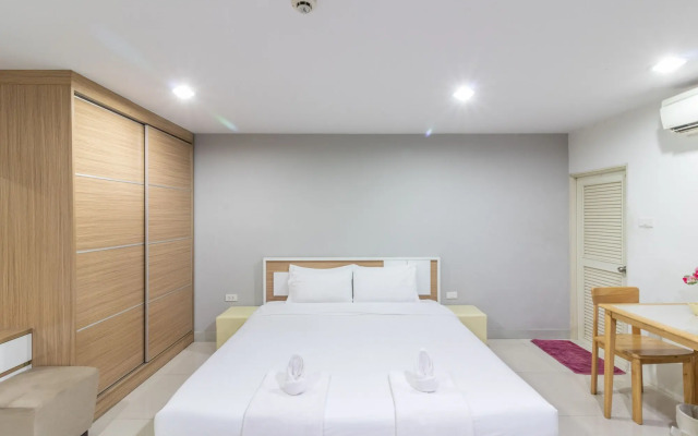 Siam Privi Hotel