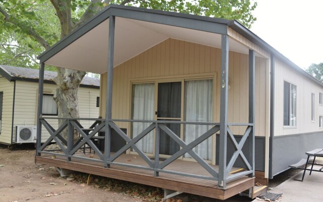 Ball Park Caravan Park