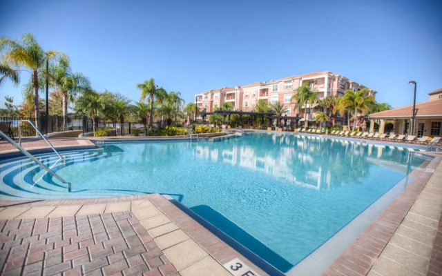 Renovated Condo by Convention Center & I-drive