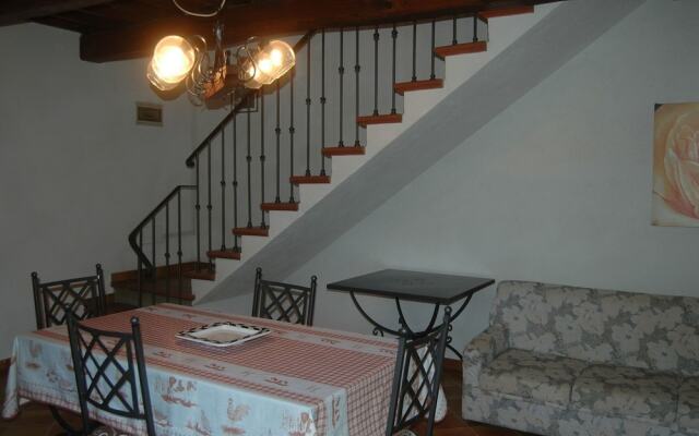 Elegant Apartment in Castelfiorentino With Swimming Pool